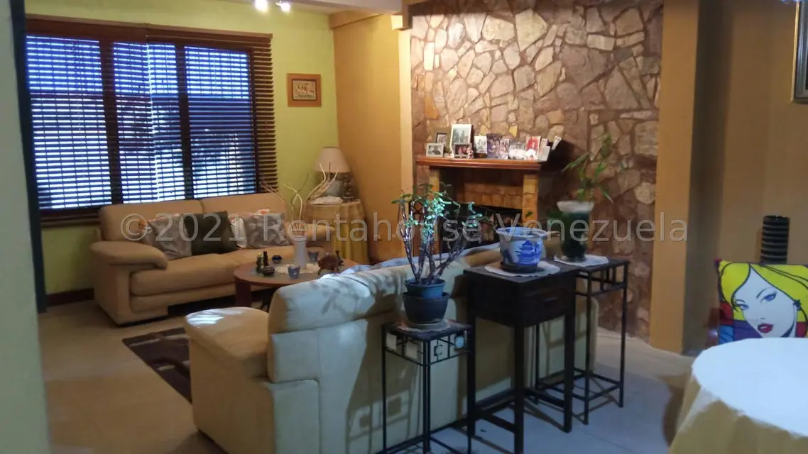 Casa (Duplex) en Venta en Oripoto, Distrito Metropolitano - 6