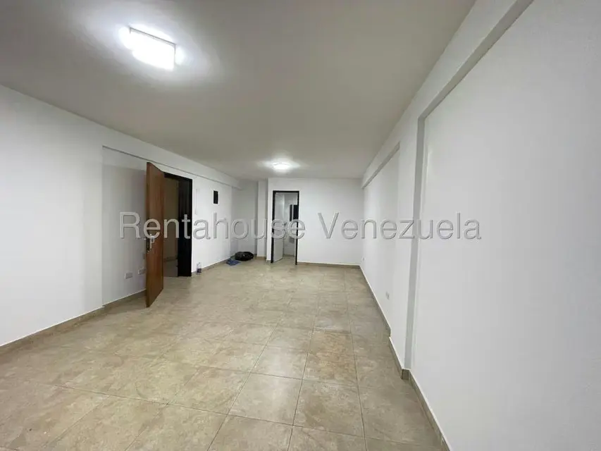 Local Comercial en Alquiler en Zona Centro, Aragua - 9