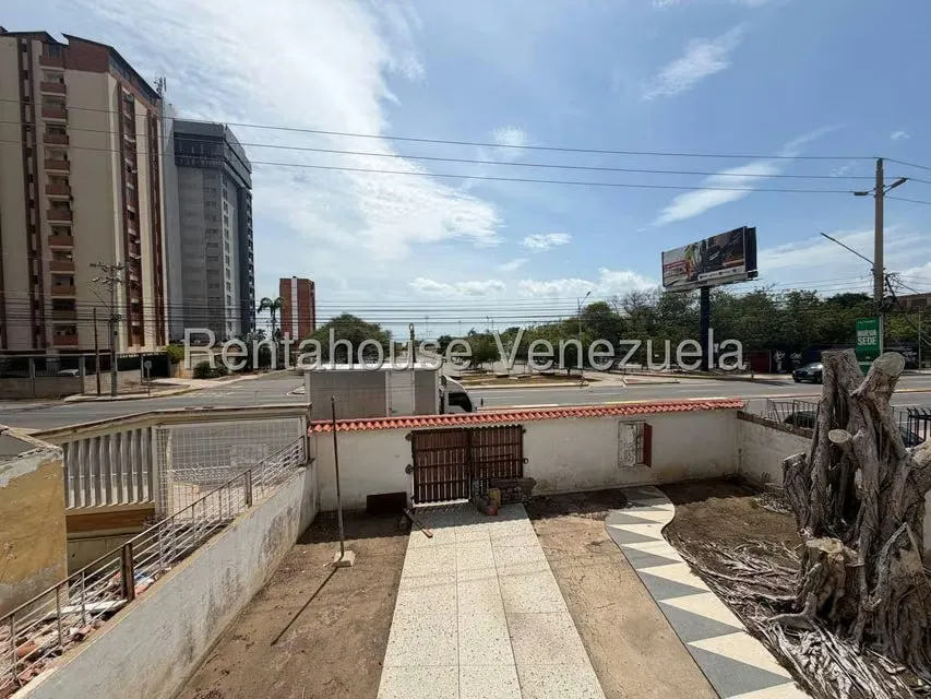 Terreno (Comercial) en Venta en Avenida El Milagro, Zulia - 9