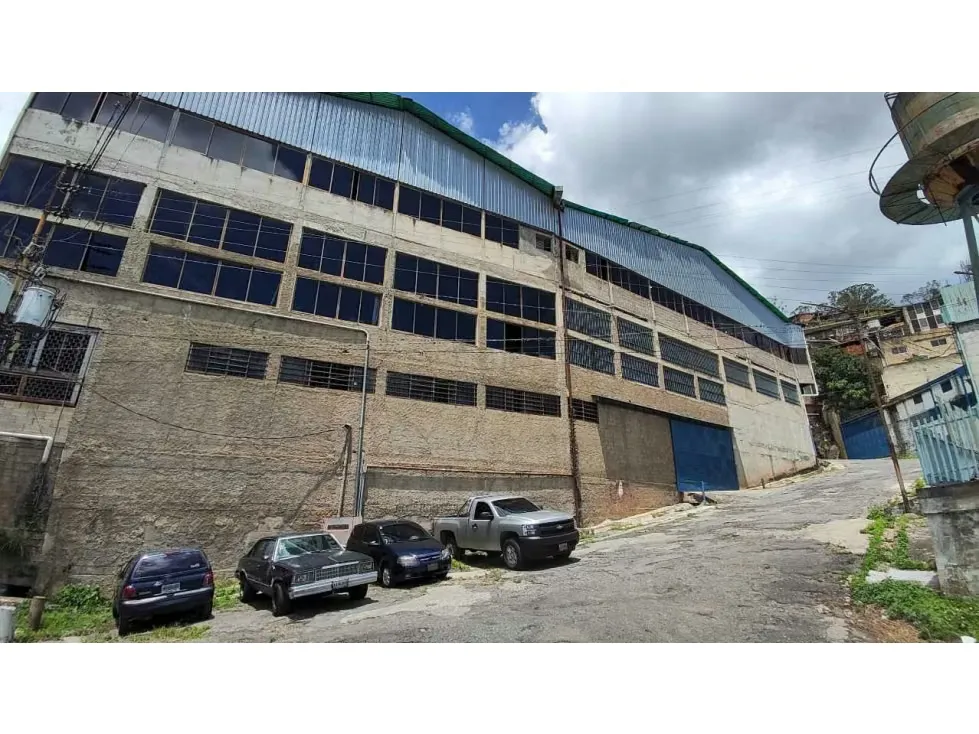 Vendo galpón 1900m2 El Junquito 4476 - 2