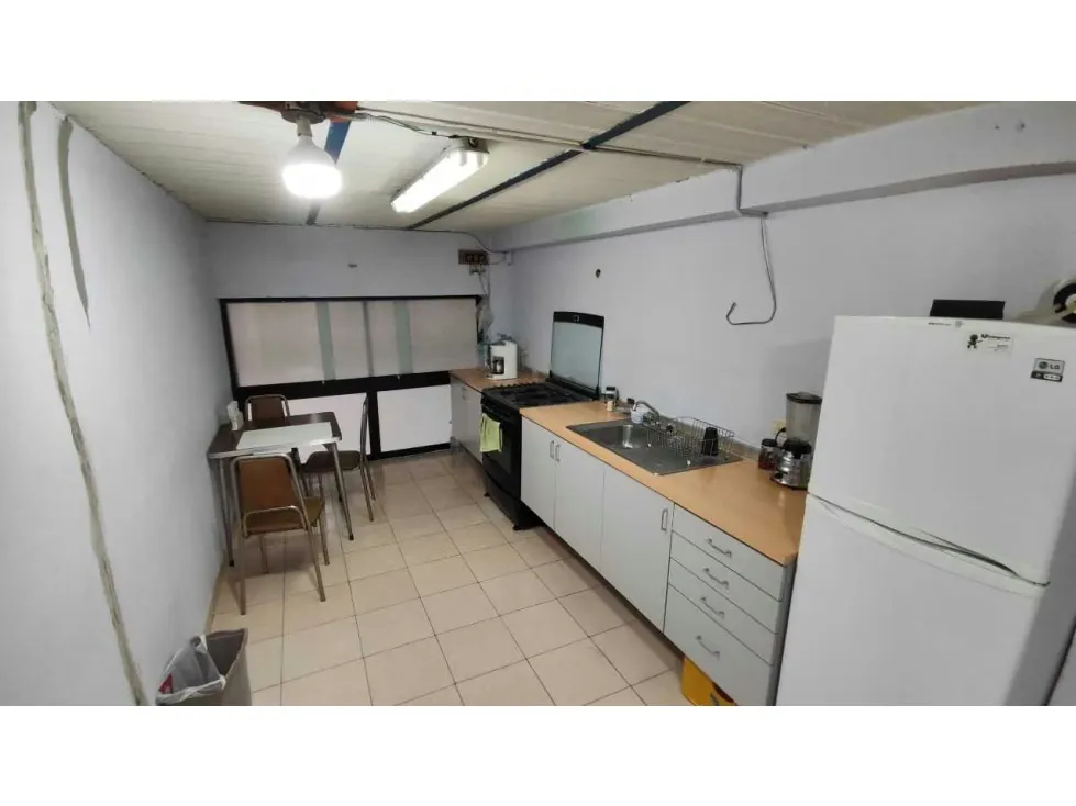 Vendo galpón 1900m2 El Junquito 4476 - 36