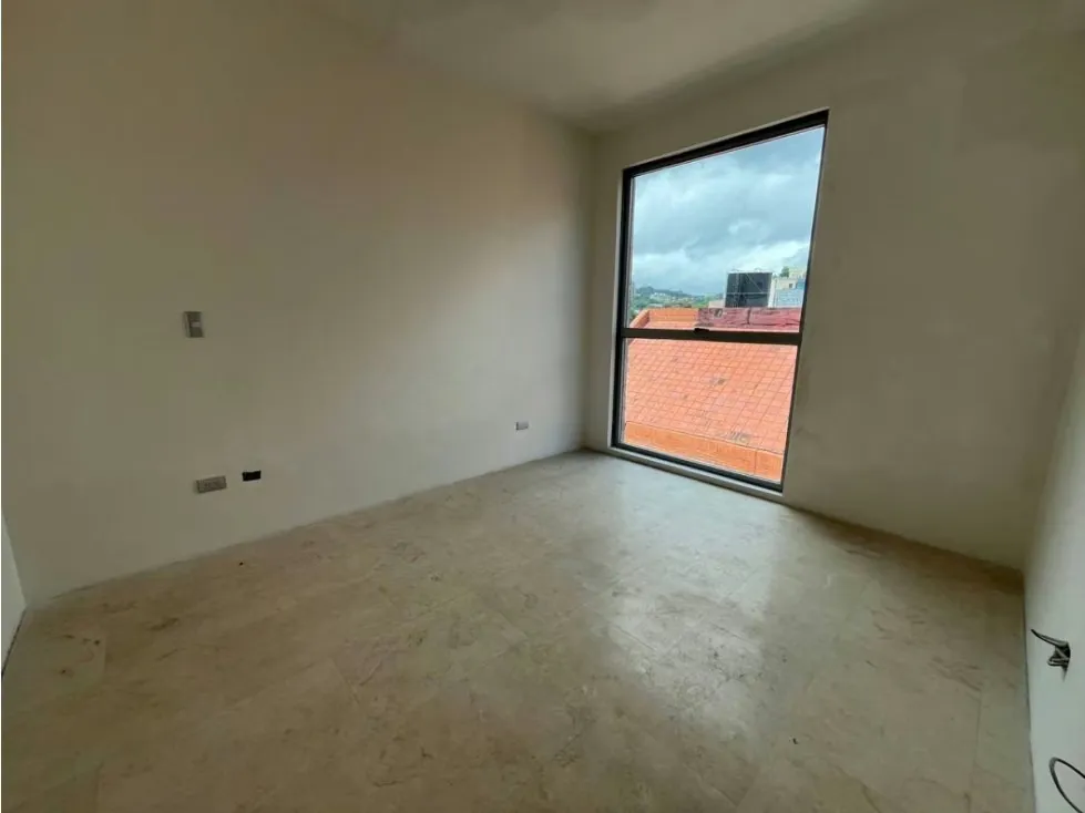 Pent House en Venta y Financiado - Los naranjos de Las Mercedes - 3