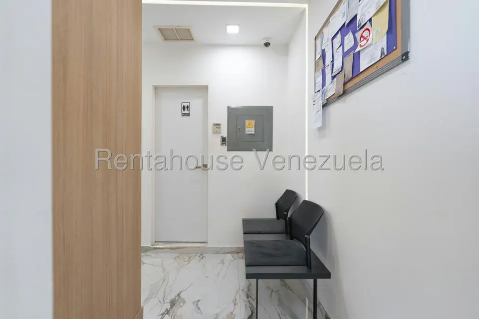 Local Comercial en Alquiler en La Trinidad, Distrito Metropolitano - 18