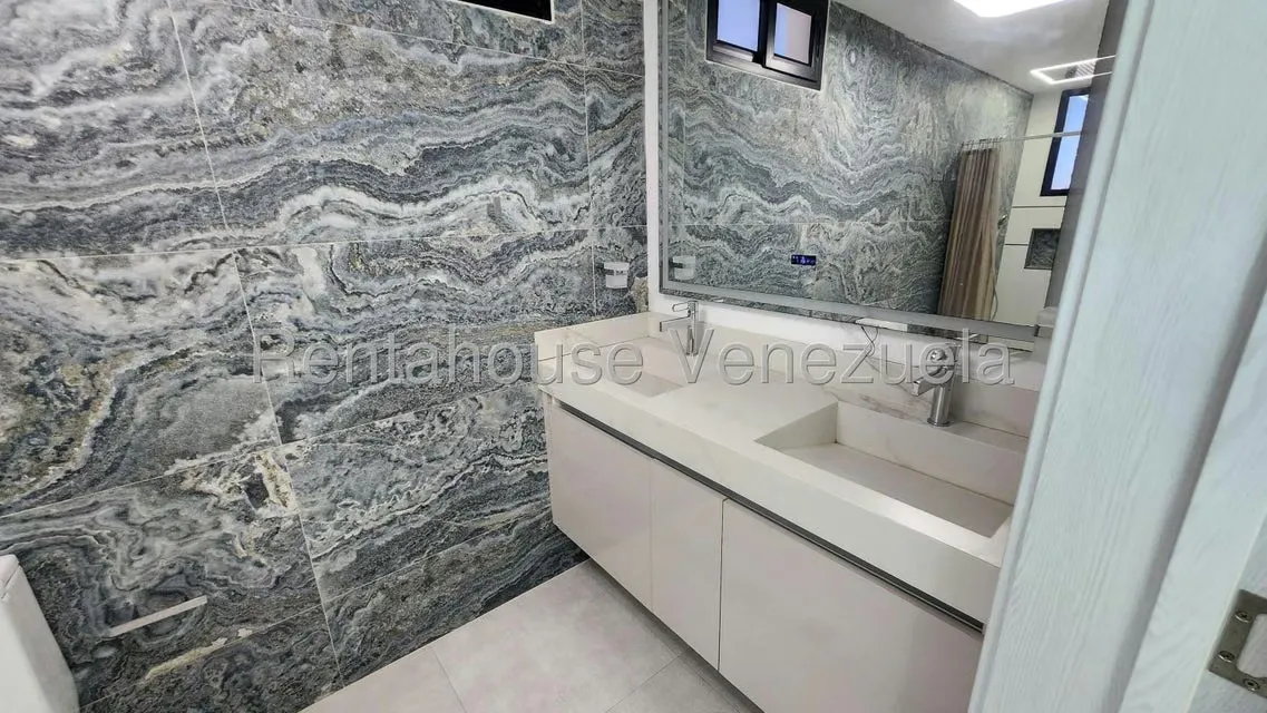 Casa (Multipes Niveles) en Venta en Puerto Encantado, Miranda - 18