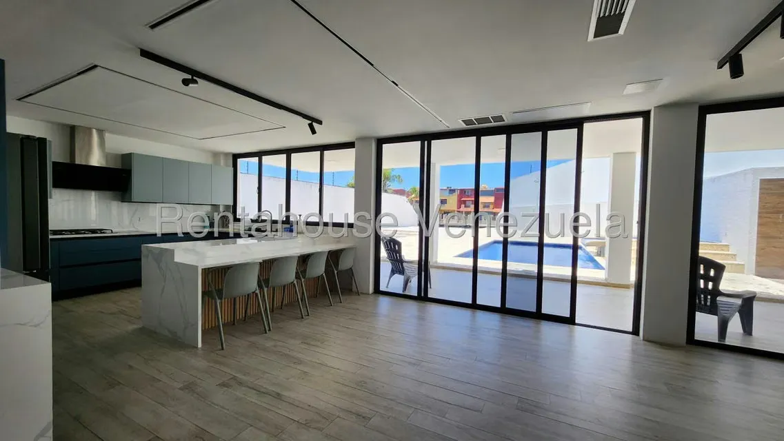 Casa (Multipes Niveles) en Venta en Puerto Encantado, Miranda - 4