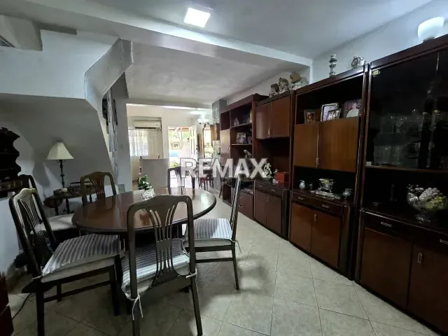 Townhouse En Venta De 3 Niveles En San Diego Res. Laguna Club - 7