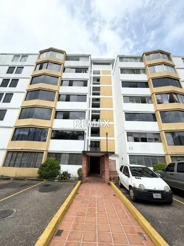 Se alquila Apartamento: CONJUNTO RESIDENCIAL JIRAHARAS Pueblo nuevo