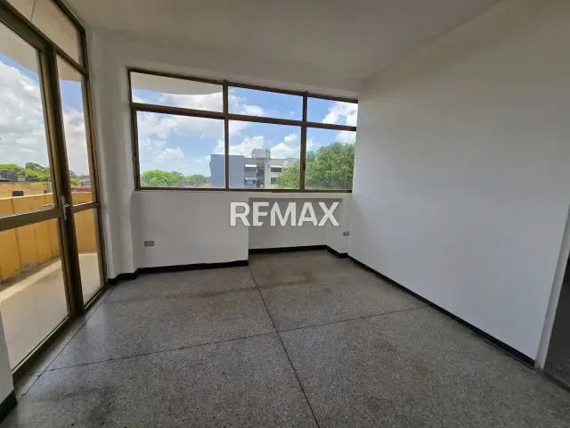 Comodo apartamento en alquiler - 4