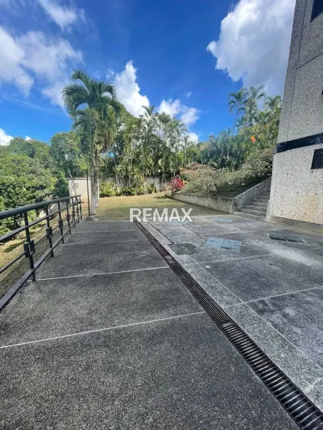EN VENTA CASA REMODELADA EN PARQUE CAIZA - 13