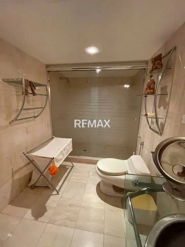 EN VENTA CASA REMODELADA EN PARQUE CAIZA - 16