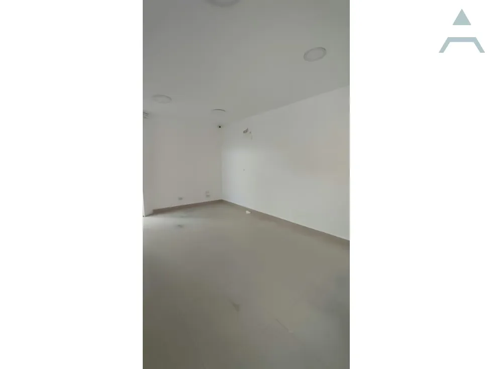Se alquila Oficina 50m² Chacao - 2