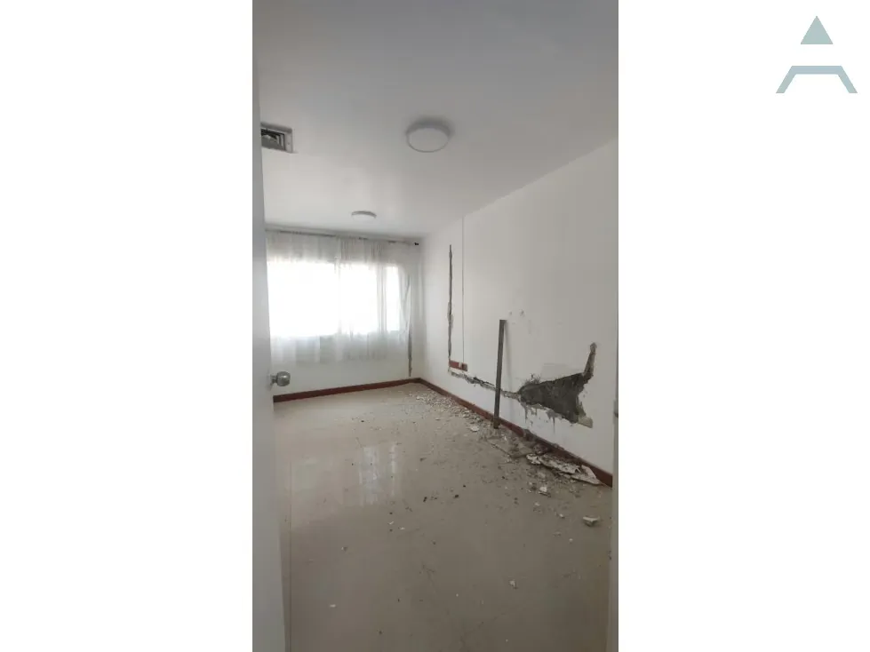 Se alquila Oficina 50m² Chacao - 4