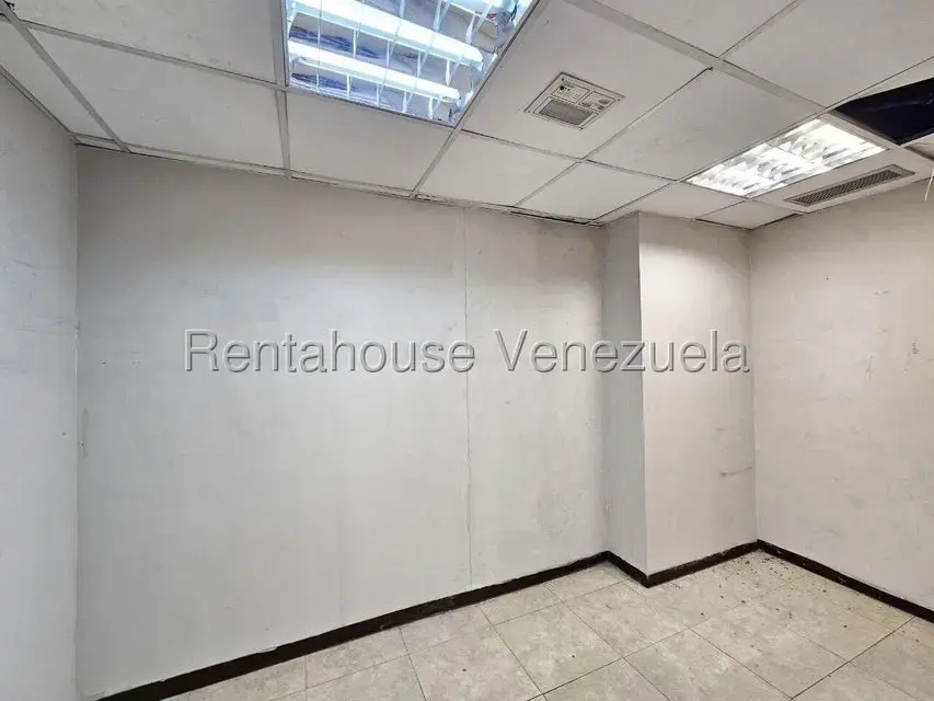 Local Comercial en Alquiler en Guarenas, Miranda - 19