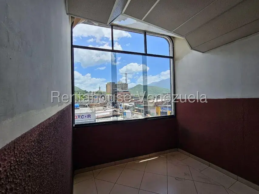 Local Comercial en Alquiler en Guarenas, Miranda - 21