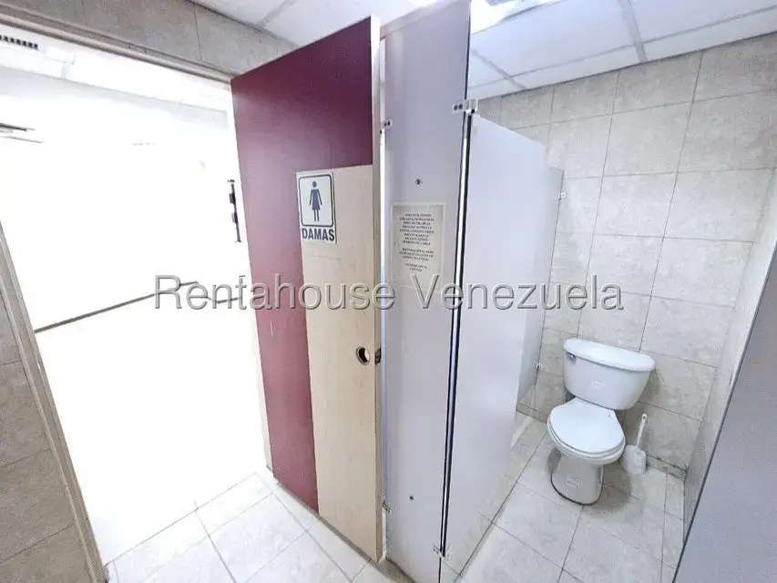 Local Comercial en Alquiler en Guarenas, Miranda - 26