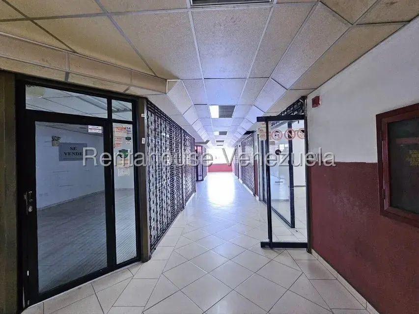 Local Comercial en Alquiler en Guarenas, Miranda - 5