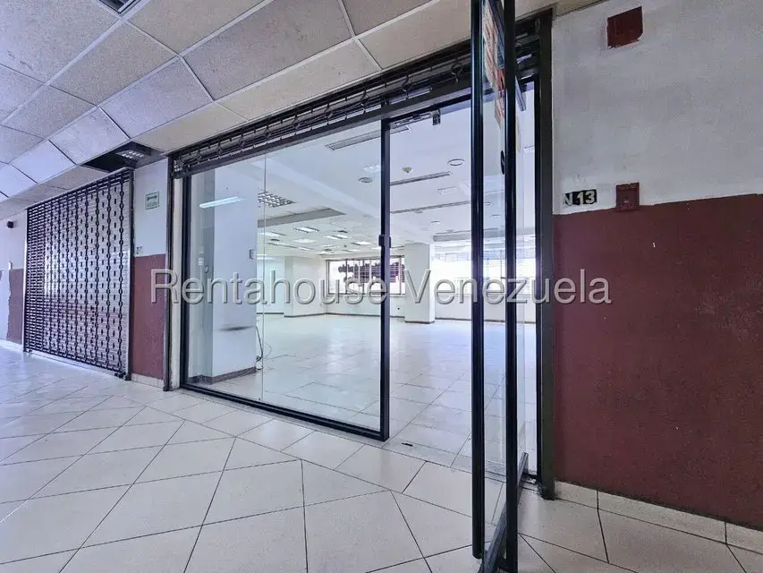 Local Comercial en Alquiler en Guarenas, Miranda - 7