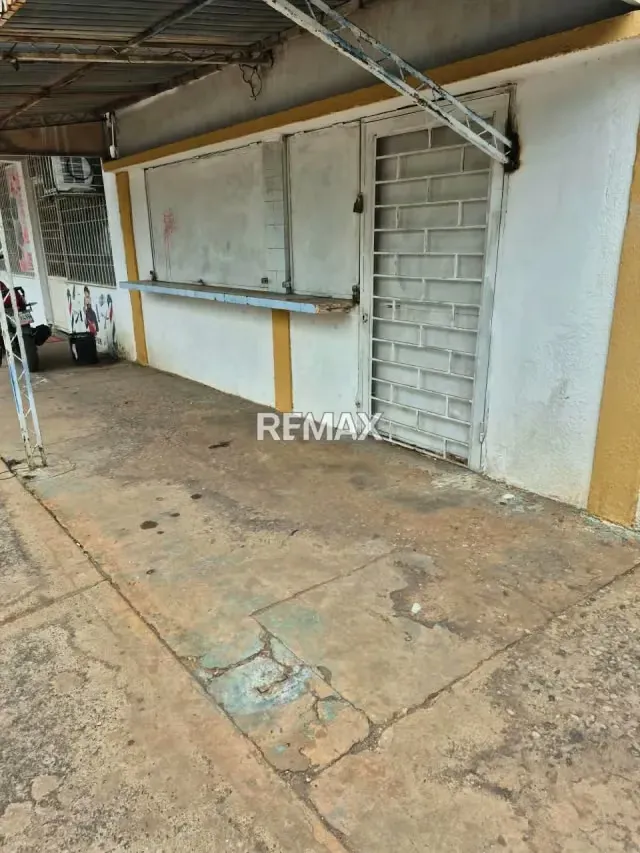 Amplia casa en venta con local comercial en Sur América, San Francisco - 6