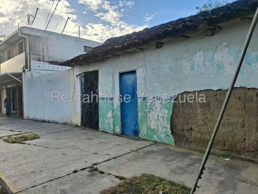 Terreno (Comercial) en Venta en Centro, Lara - 2