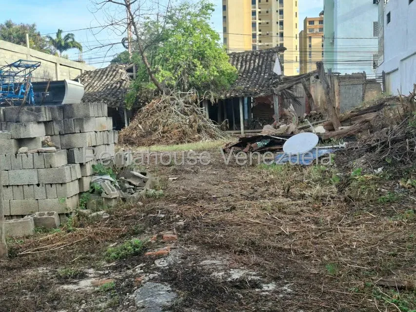 Terreno (Comercial) en Venta en Centro, Lara - 11