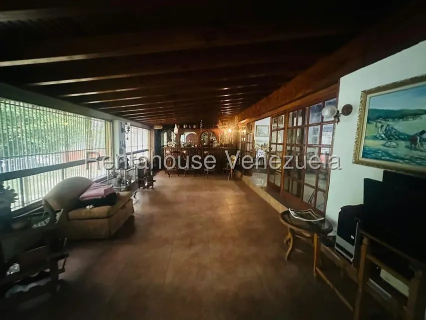 Casa (Multipes Niveles) en Venta en Prados del Este, Distrito Metropolitano - 4