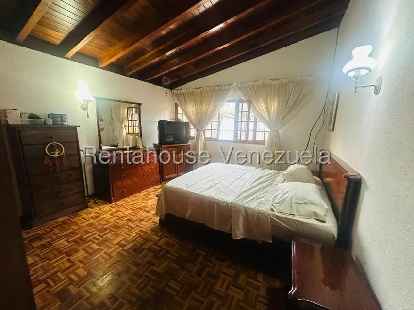 Casa (Multipes Niveles) en Venta en Prados del Este, Distrito Metropolitano - 7