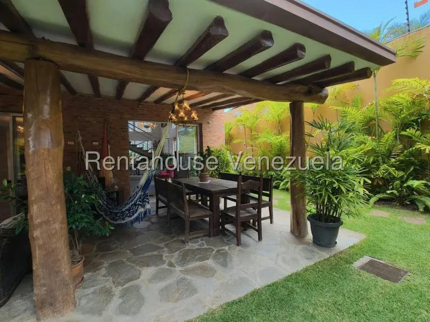 Casa (Duplex) en Alquiler en La Lagunita Country Club, Distrito Metropolitano - 20