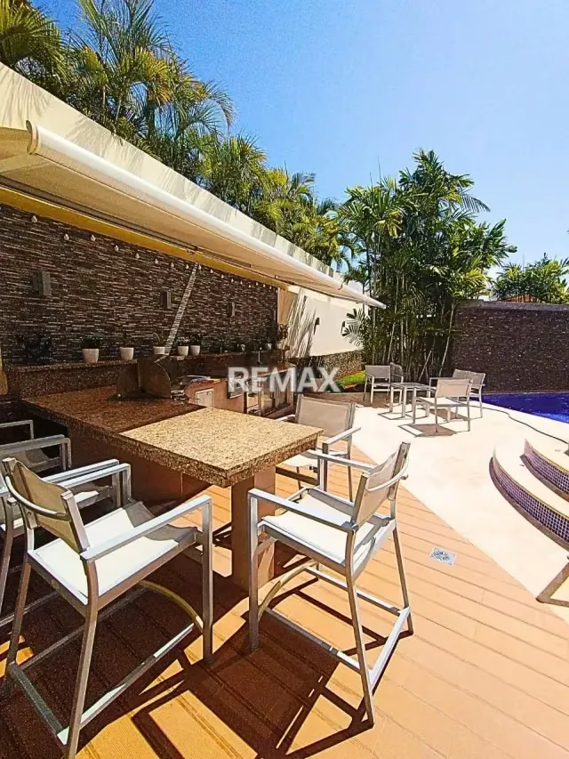 Casa en venta en Urbanizacion Casa de Campo: lujo y confort en la isla de Margarita - 17