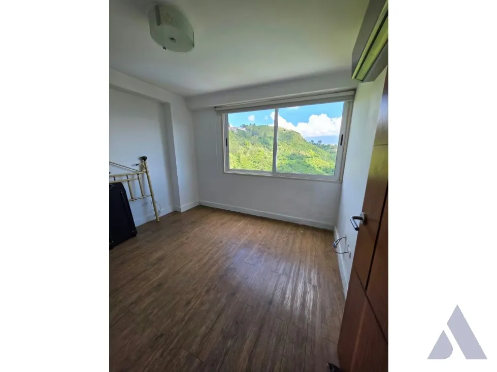 Vendo apartamento 200m2 Los Naranjos 3874 - 20