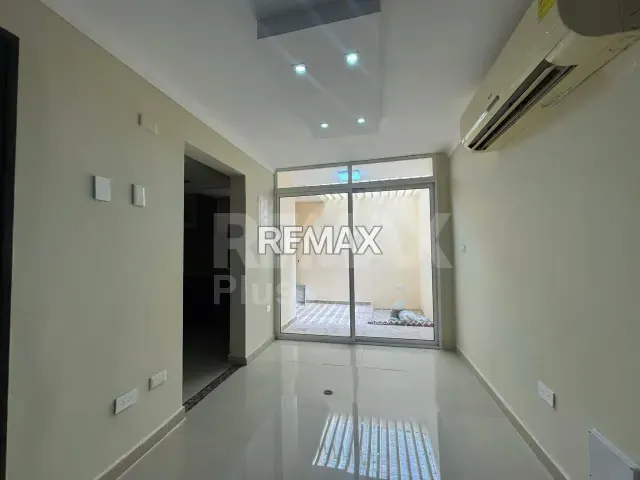 TOWNHOUSE EN VILLA VALERIA, DORAL NORTE - 17