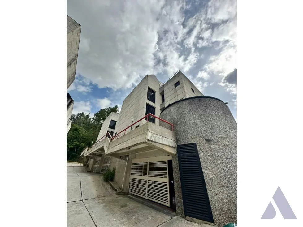Vendo townhouse 850m2 La Boyera 7629