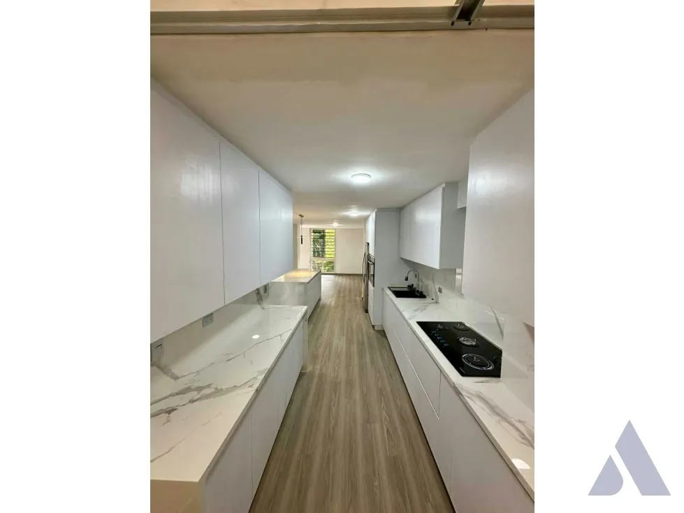 Vendo townhouse 850m2 La Boyera 7629 - 6