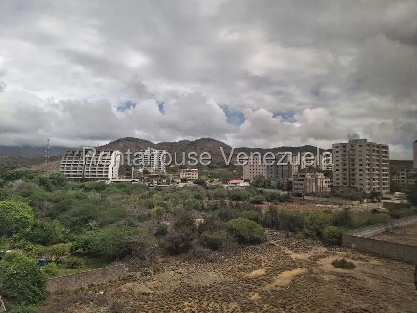 Apartamento (1 Nivel) en Venta en Porlamar, Nueva Esparta - 24