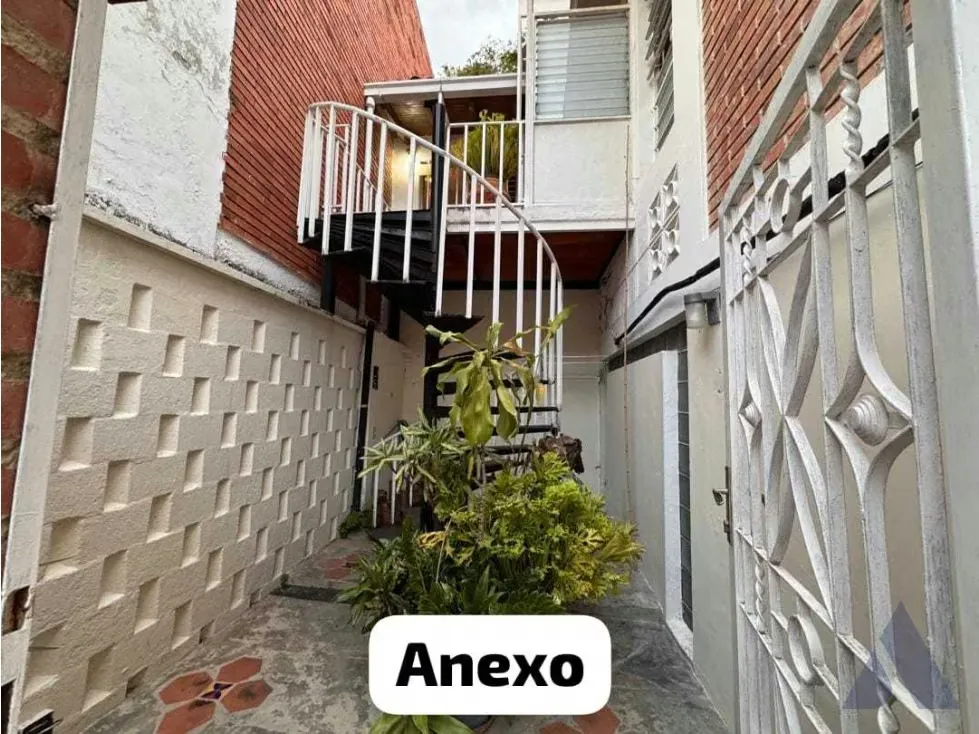 Vendo casa c/2 anexos 389m3 es de Desnivel Santa Sofía El Cafeta 8801 - 22