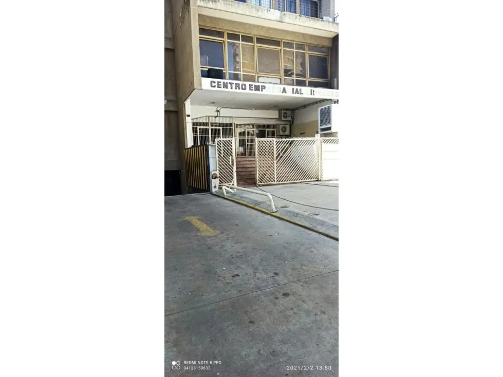 Alquiler de oficina en la Av Lecuna 1000$ planta baja. - 5