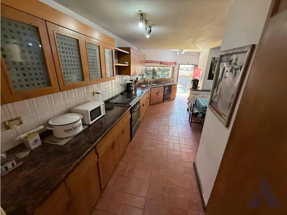Vendo casa271m2 Santa Ines 7525 - 3