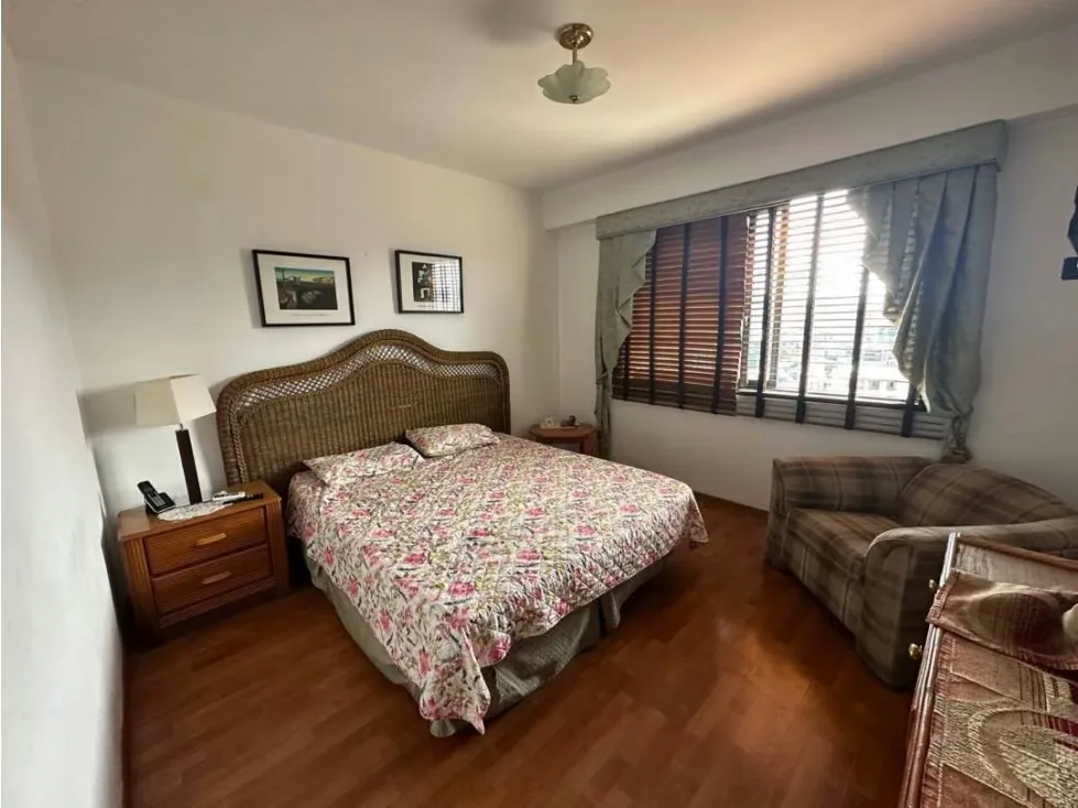 Se vende PH 250m2 Urb. El rosal - 5