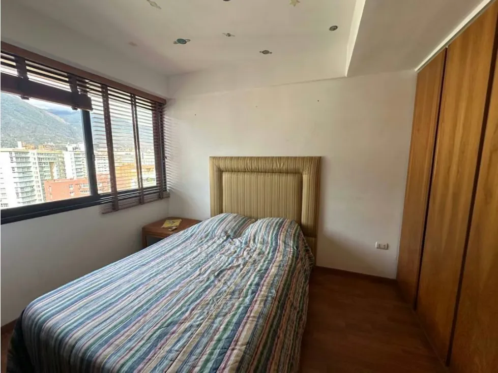 Se vende PH 250m2 Urb. El rosal - 6