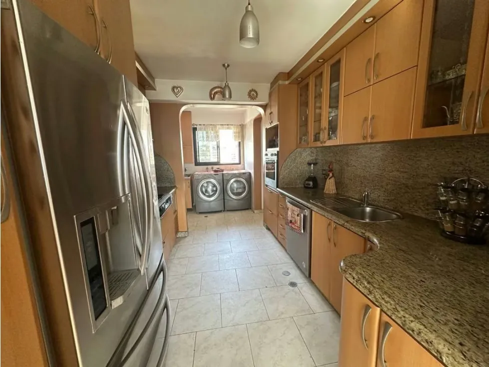 Se vende PH 250m2 Urb. El rosal - 7