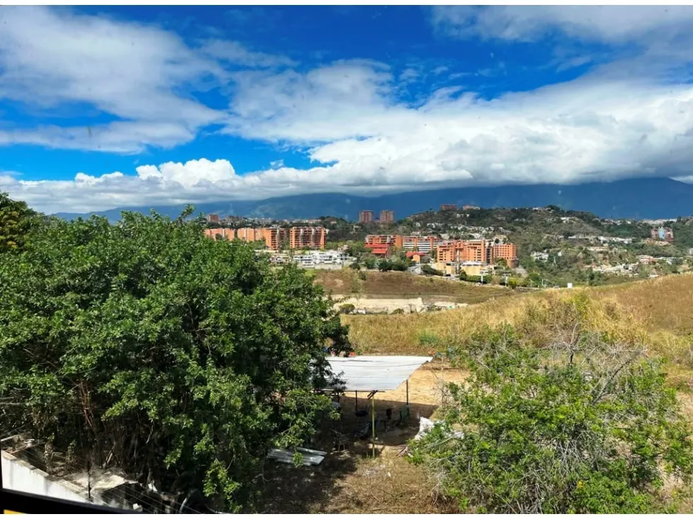 Se alquila local comercial 121m2 La Bonita 0858 - 7