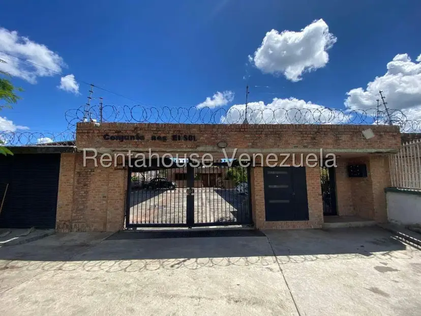 Townhouse (Multiples Niveles) en Venta en La Macarena Norte, Miranda