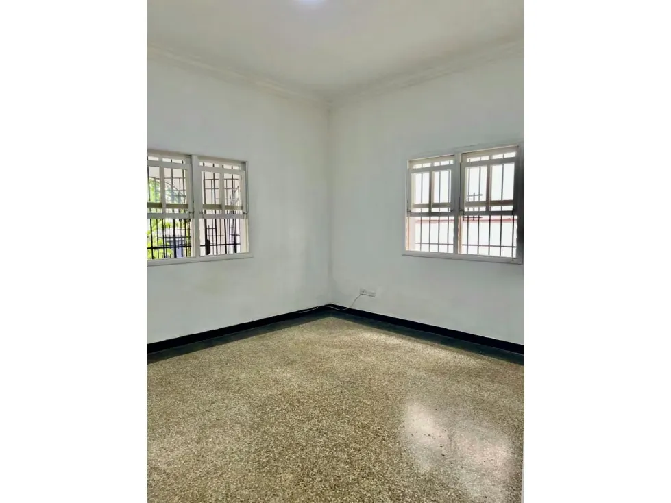 Se alquila casa 800m2 Altamira - 13