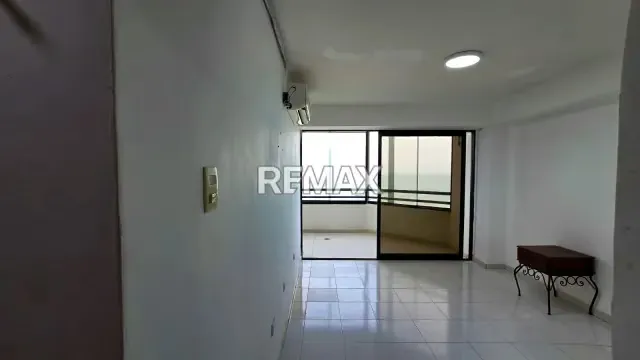 APARTAMENTO CON ESTILO MODERNO, CON ESPECTACULAR VISTA AL MAR - 5