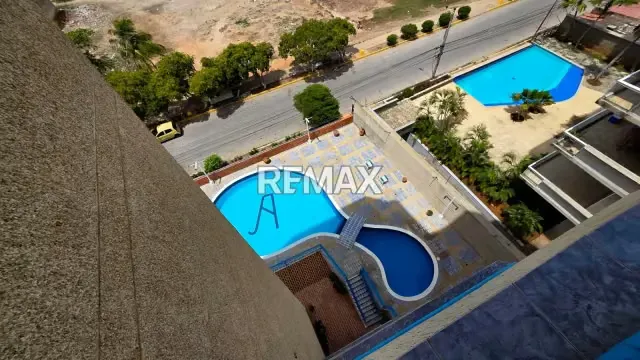 APARTAMENTO CON ESTILO MODERNO, CON ESPECTACULAR VISTA AL MAR - 10