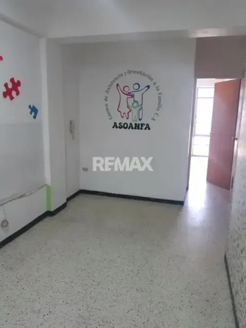 Alquiler de Oficina 68,18 Mtrs2, Piso 2, Edif. IPASME, Guatire Venezuela - 6