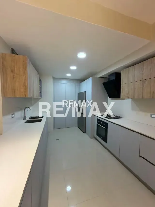 Apartamento en Alquiler Resid. Atlantis - 5