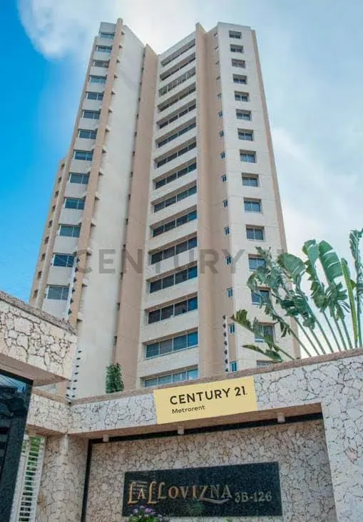 Se Alquila lujoso apartamento La Llovizna. La Lago. Maracaibo