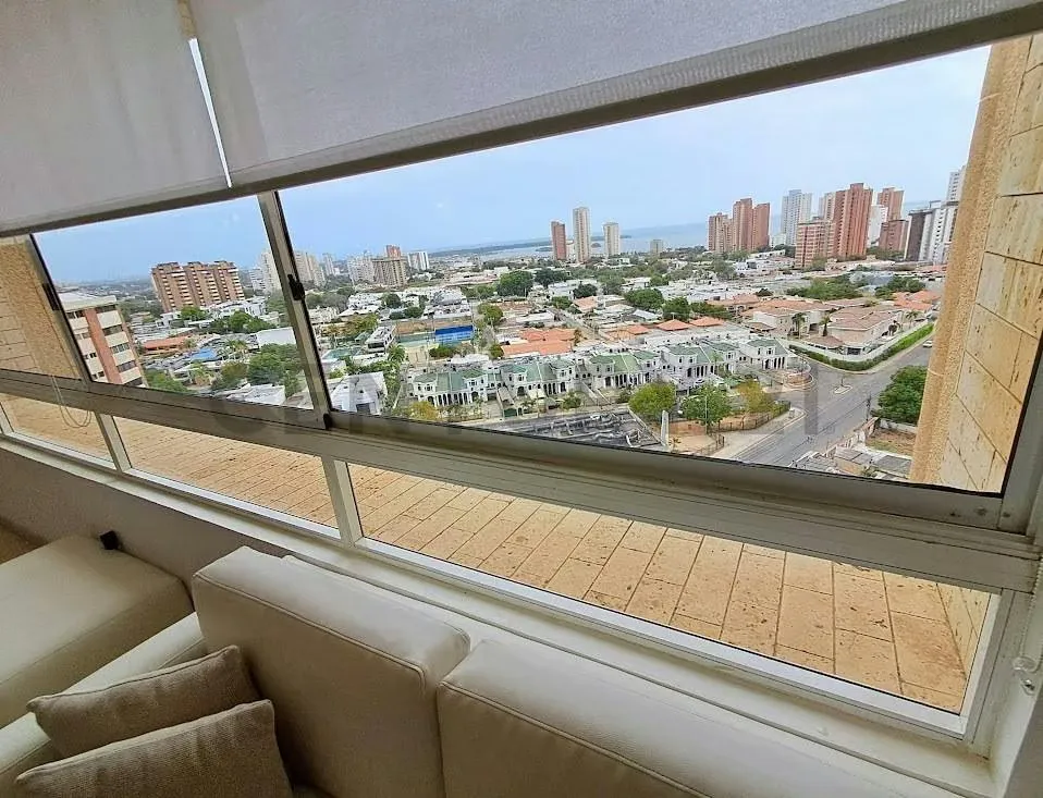 Se Alquila lujoso apartamento La Llovizna. La Lago. Maracaibo - 9