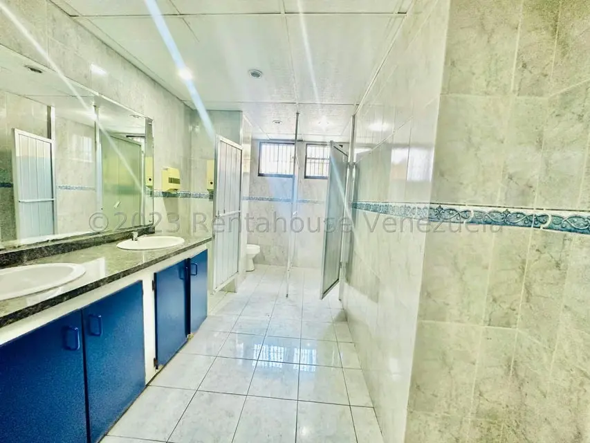 Local Comercial en Venta en Chacao, Distrito Metropolitano - 42