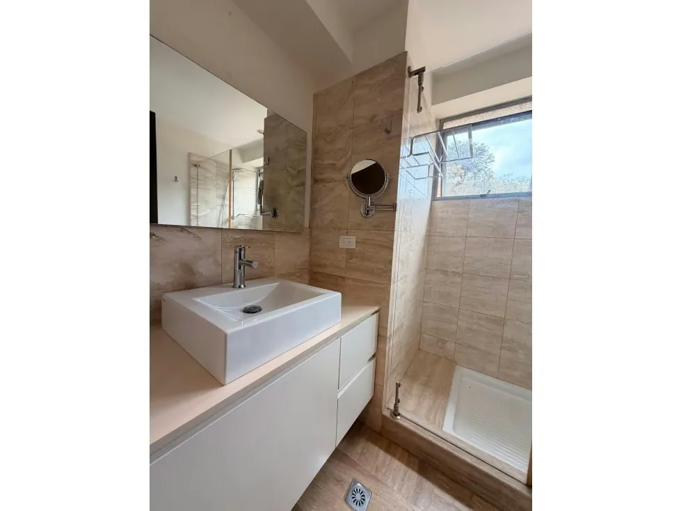 Se vende Apto 138m² 2h/2.5b+s/3p Lomas de Las Mercedes - 14